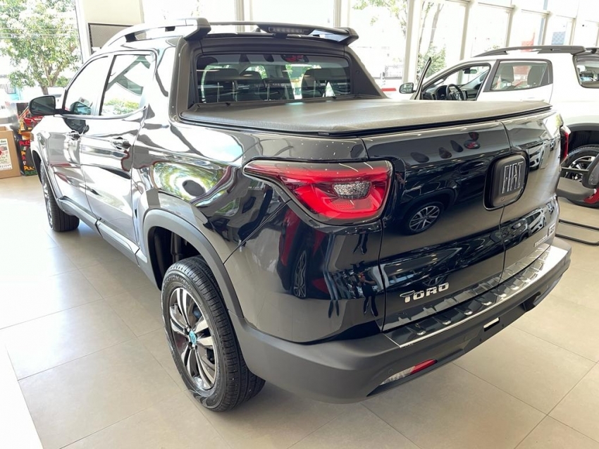 fiat toro 1.3 turbo 270 flex freedom at6 2025 fiat toro 1.3 turbo 270 flex freedom at6 2025