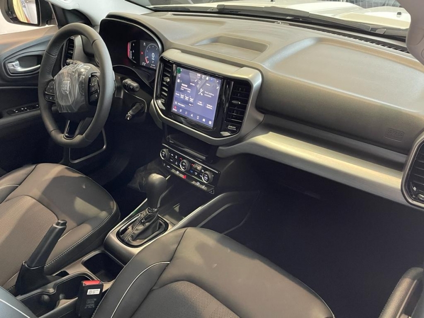 fiat toro 1.3 turbo 270 flex freedom at6 2025 fiat toro 1.3 turbo 270 flex freedom at6 2025