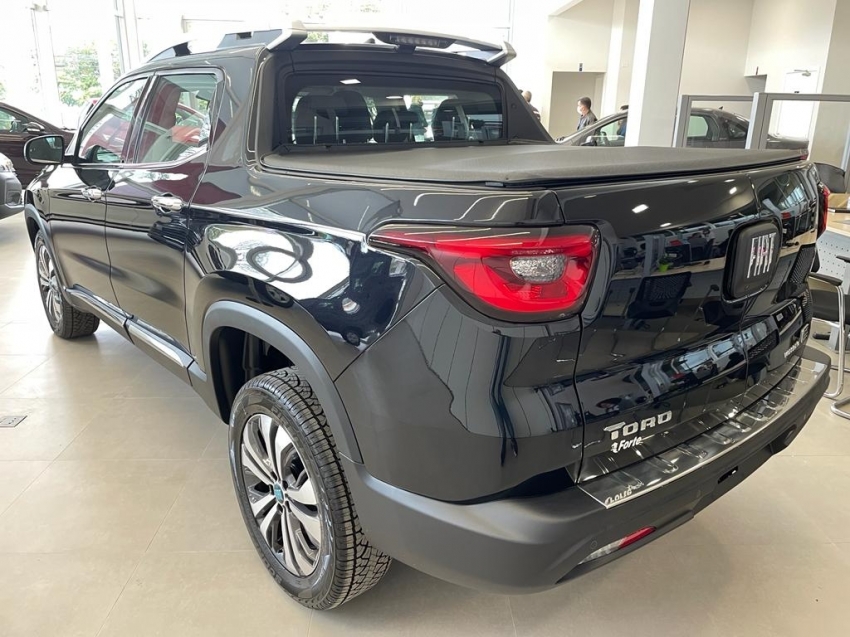 fiat toro 2.2 turbo diesel volcano 4wd at9 2025 fiat toro 2.2 turbo diesel volcano 4wd at9 2025