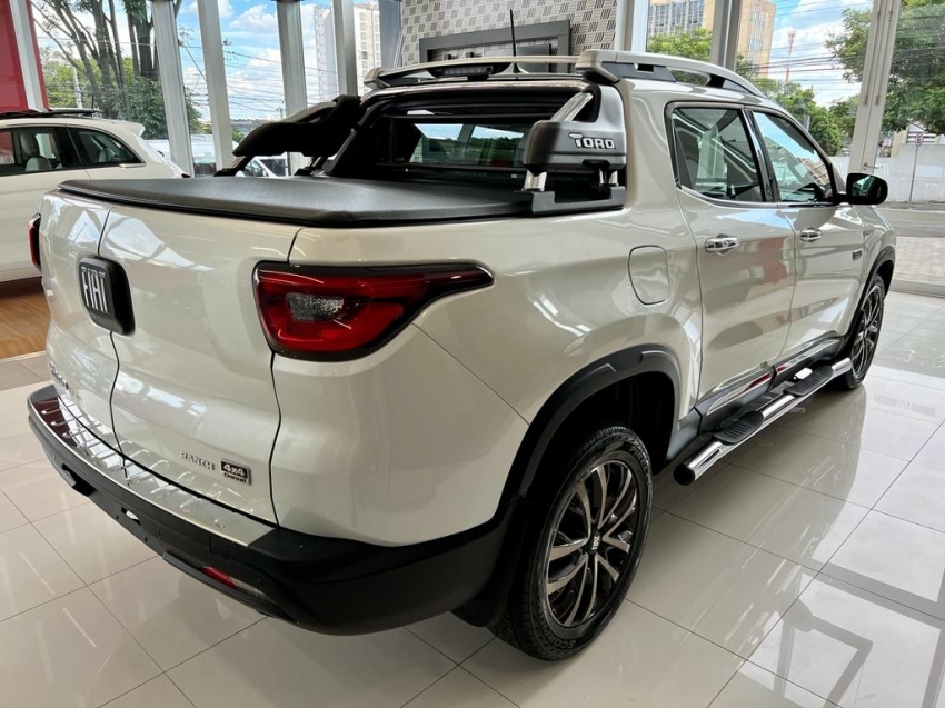 fiat toro 2.2 turbo diesel ranch 4wd at9 2025 fiat toro 2.2 turbo diesel ranch 4wd at9 2025