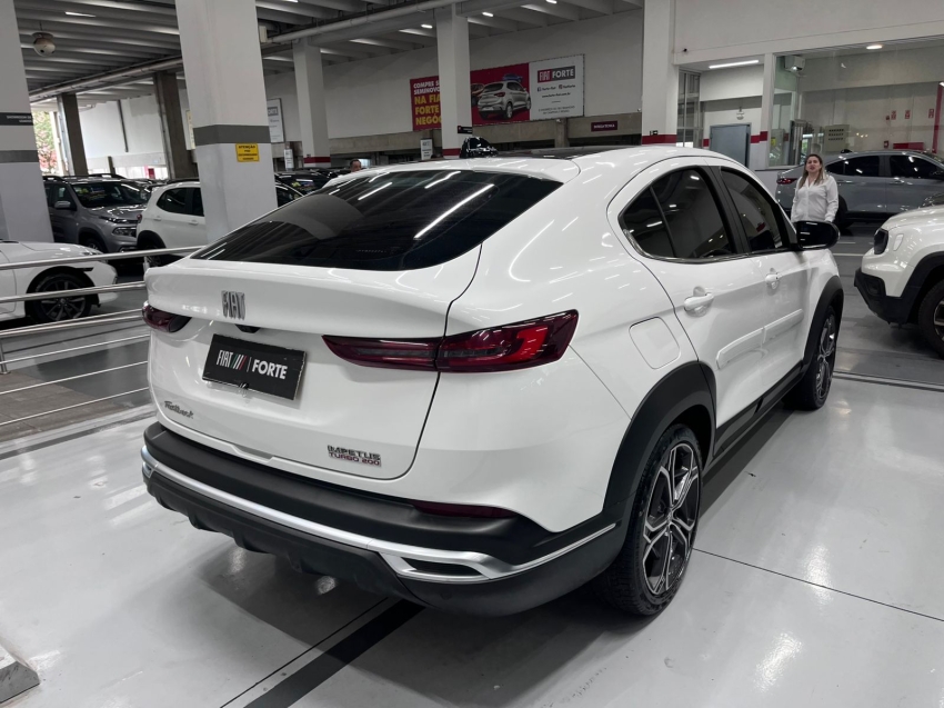 fiat fastback 1.0 turbo 200 flex impetus cvt 4p automatico 202313