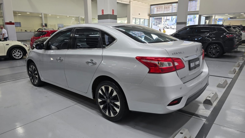nissan sentra 2.0 sl 16v flex 4p automatico 201816