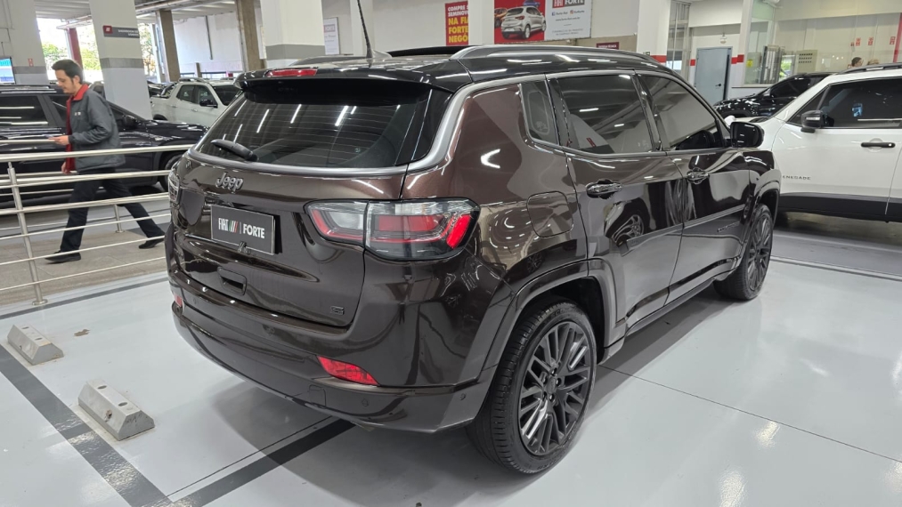 jeep compass 1.3 t270 turbo flex s at614