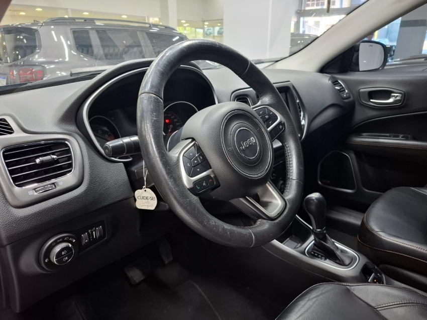 jeep compass 2.0 16v flex longitude automatico 4p 2018 jeep compass 2.0 16v flex longitude automatico 4p 2018