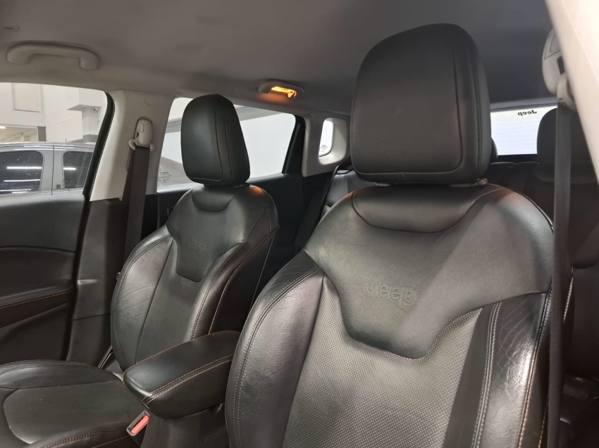 jeep compass 2.0 16v flex longitude automatico 4p 2018 jeep compass 2.0 16v flex longitude automatico 4p 2018
