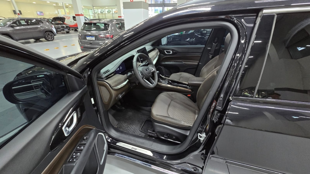 jeep renegade 1.8 16v flex longitude 4p automatico 20216