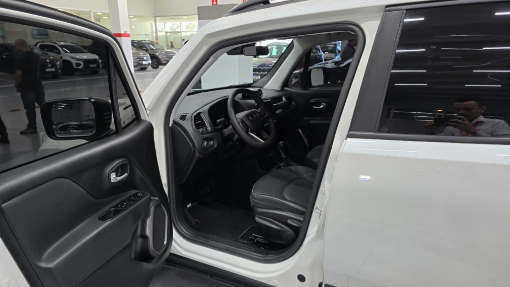 jeep renegade 1.3 t270 turbo flex longitude at6 4p automatico 20256