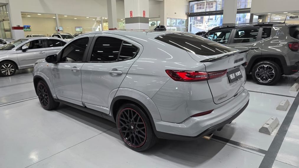 fiat fastback 1.3 turbo 270 flex abarth at6 4p automatico 202514