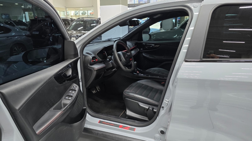 fiat fastback 1.3 turbo 270 flex abarth at6 4p automatico 20256