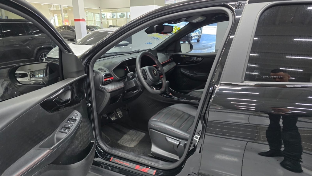 fiat fastback 1.3 turbo 270 flex abarth at6 4p automatico 20256