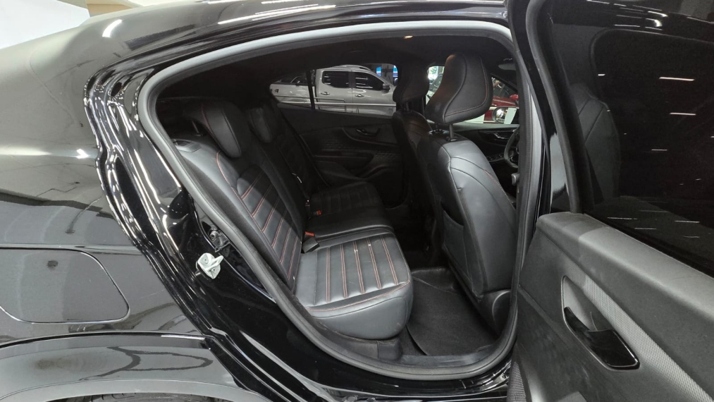 fiat fastback 1.3 turbo 270 flex abarth at6 4p automatico 202511