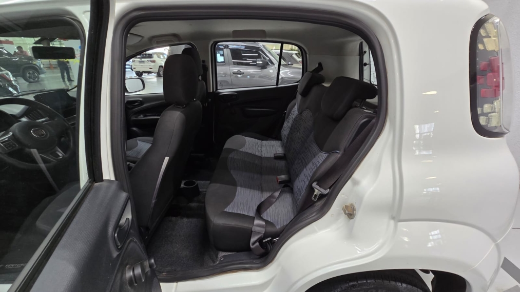 fiat uno 1.0 firefly flex attractive 4p manual automatico 201712