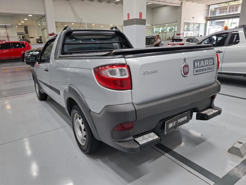 fiat strada 1.4 mpi hard working cd 8v flex 3p manual 4p 202012