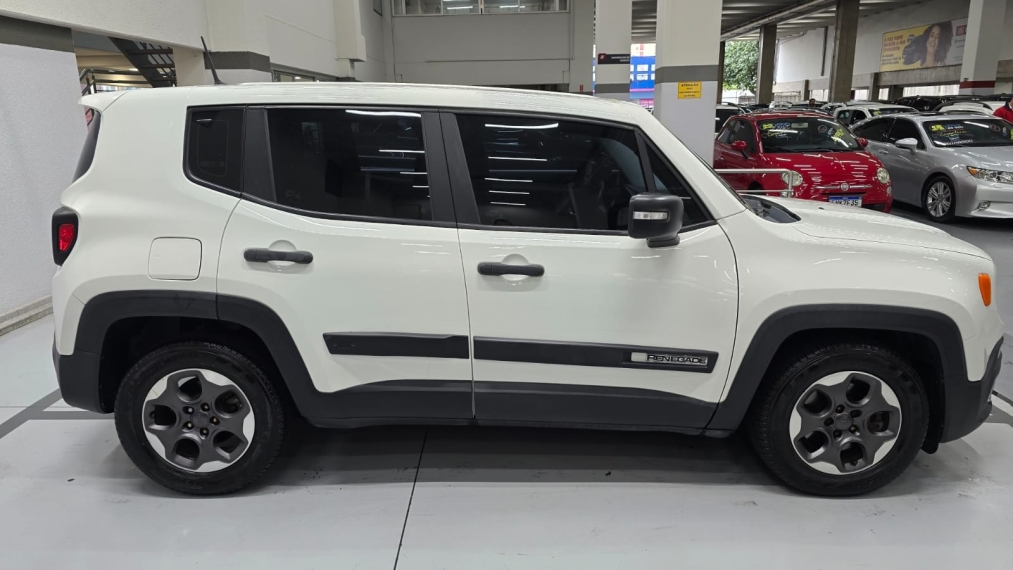 jeep renegade 1.8 16v flex 4p automatico.4