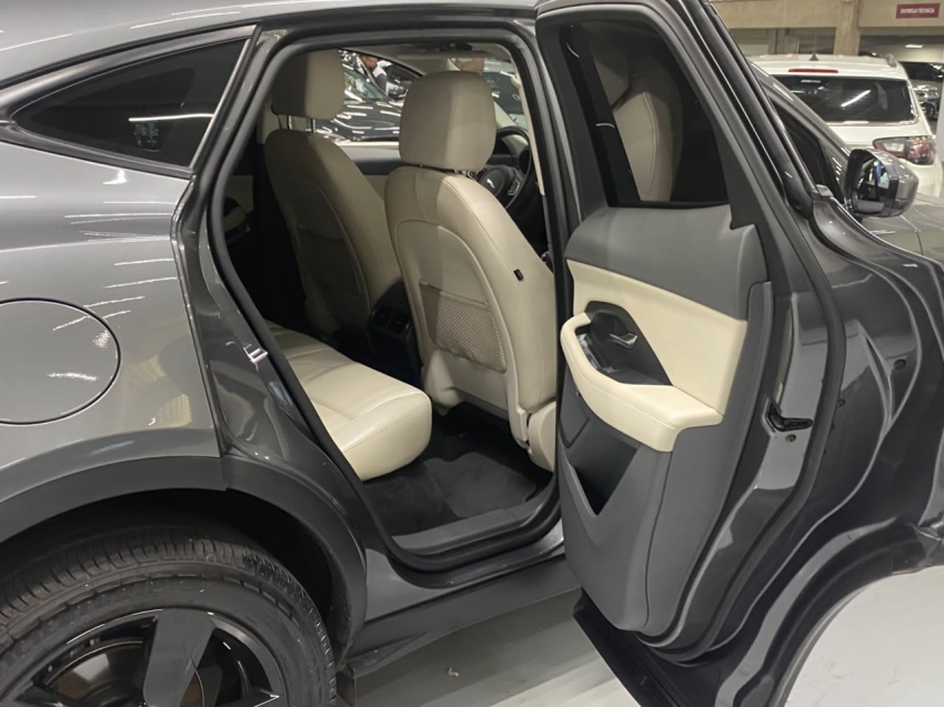 jaguar e-pace 2.0 16v p250 flex r-dynamic se awd automatico 4p 201911