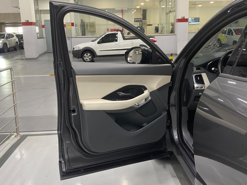 jaguar e-pace 2.0 16v p250 flex r-dynamic se awd automatico 4p 20196