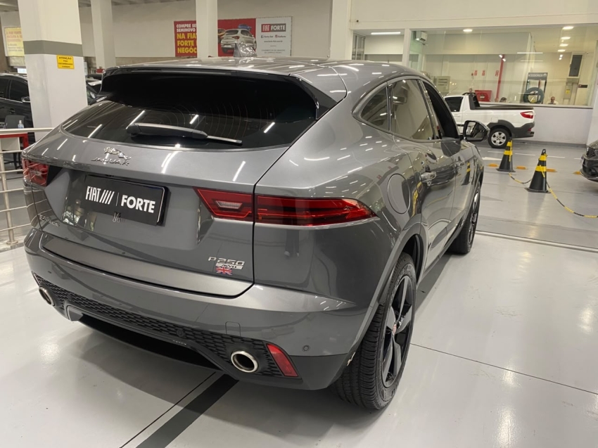 jaguar e-pace 2.0 16v p250 flex r-dynamic se awd automatico 4p 201913