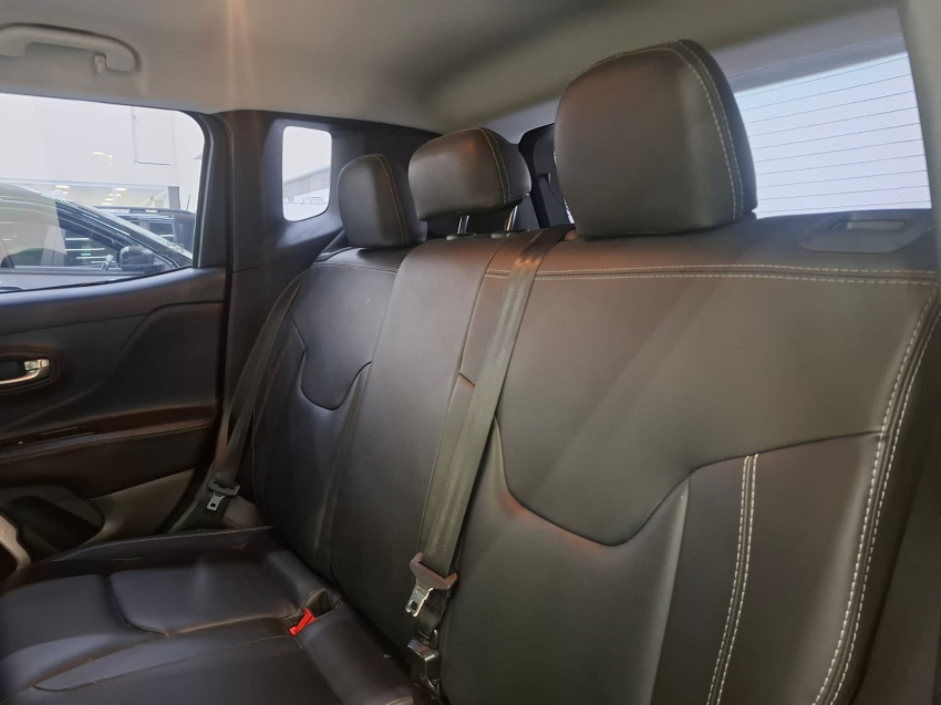 jeep renegade 1.8 16v flex longitude 4p automatico 2020 jeep renegade 1.8 16v flex longitude 4p automatico 2020