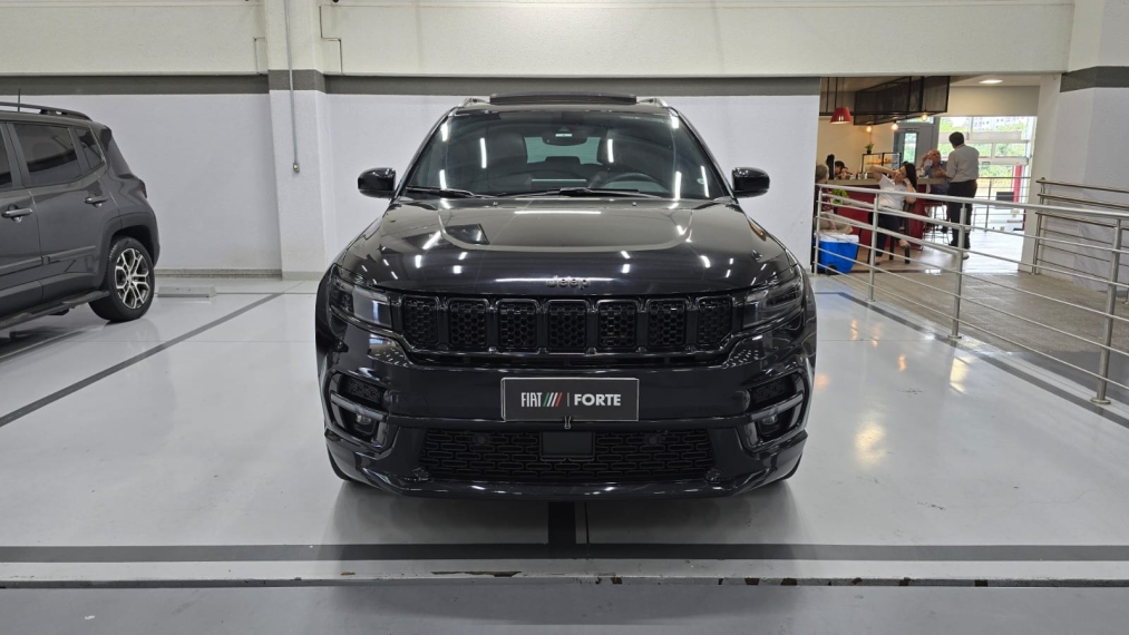 jeep commander 1.3 t270 turbo flex overland at6.2