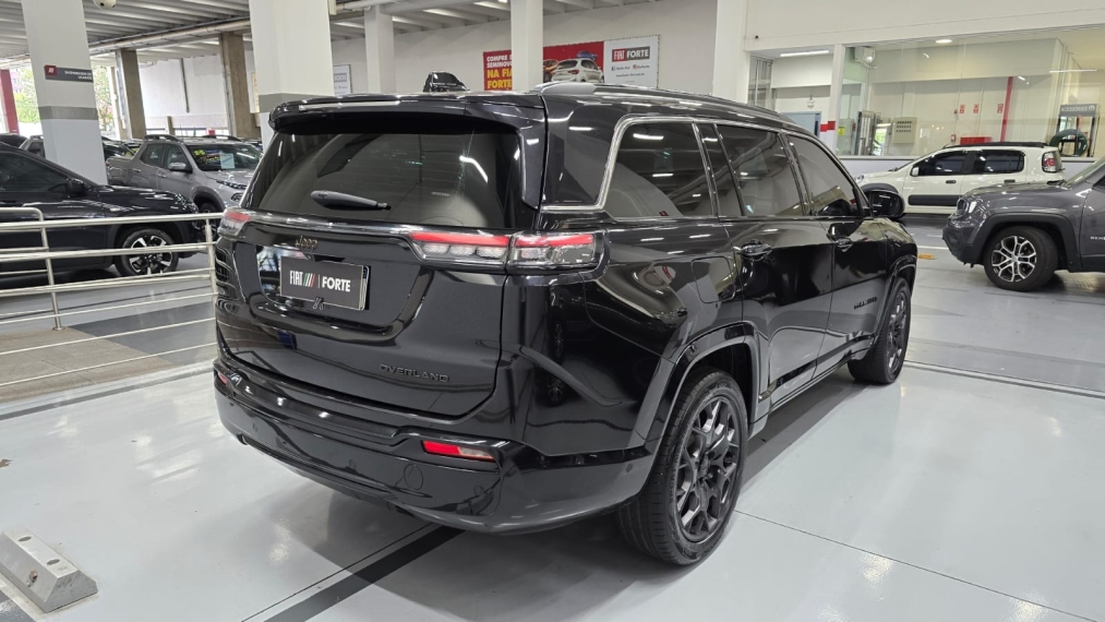 jeep commander 1.3 t270 turbo flex overland at6.14