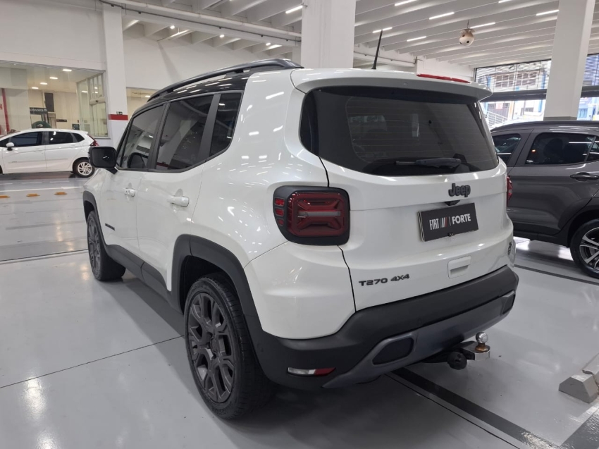 jeep renegade 1.3 t270 turbo flex s 4x4 at9 2022 jeep renegade 1.3 t270 turbo flex s 4x4 at9 2022