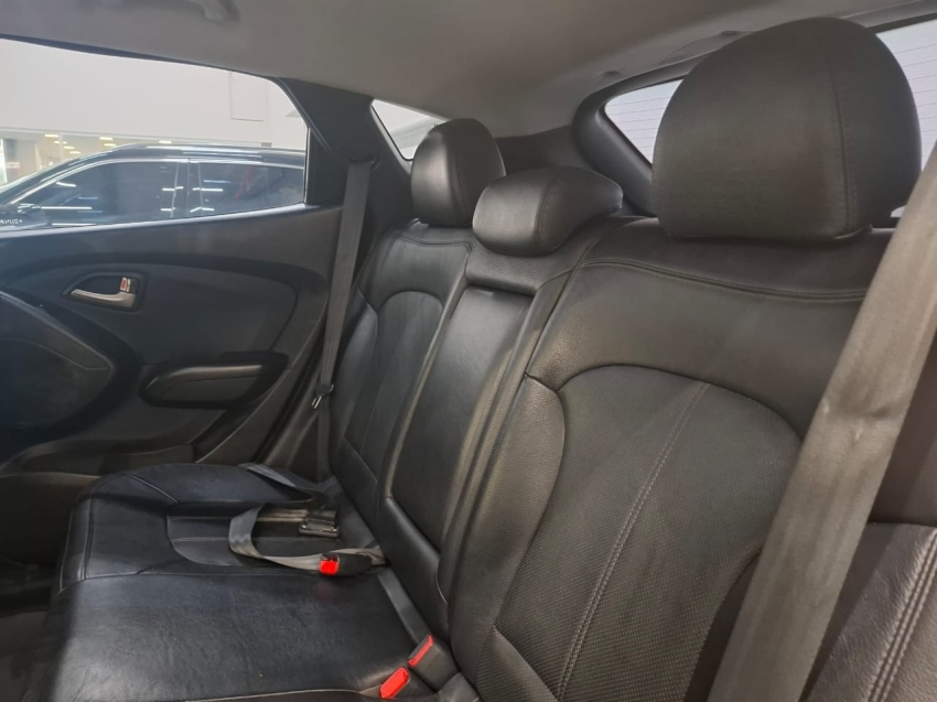 hyundai ix35 2.0 mpi 4x2 16v flex 4p automatico 2013 hyundai ix35 2.0 mpi 4x2 16v flex 4p automatico 2013