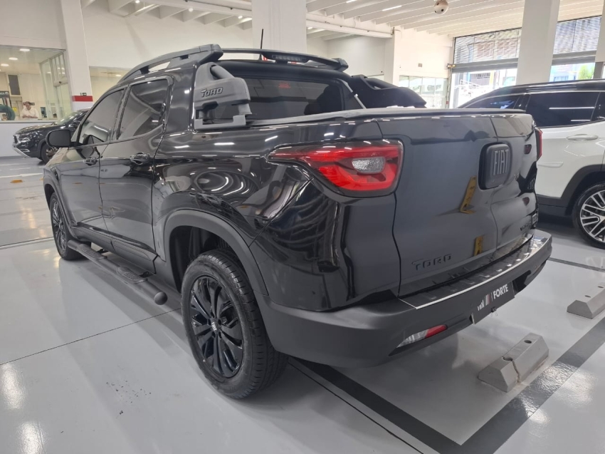 fiat toro 1.3 turbo 270 flex volcano at6. fiat toro 1.3 turbo 270 flex volcano at6.