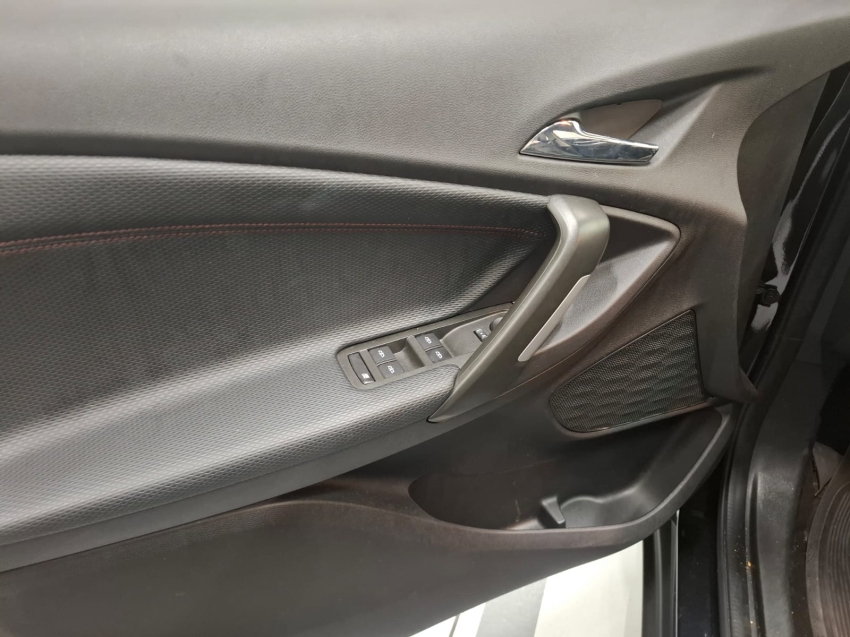 chevrolet tracker 1.2 turbo flex rs automatico. chevrolet tracker 1.2 turbo flex rs automatico.