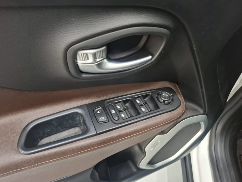 jeep renegade 1.8 16v flex 4p automatico 2021
