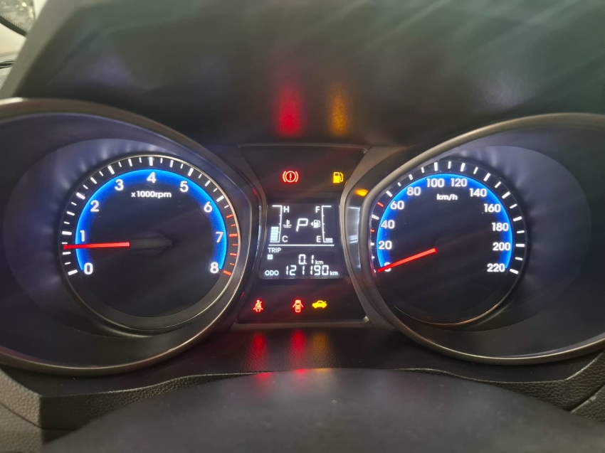 hyundai hb20x 1.6 16v style flex 4p automatico 2016 hyundai hb20x 1.6 16v style flex 4p automatico 2016
