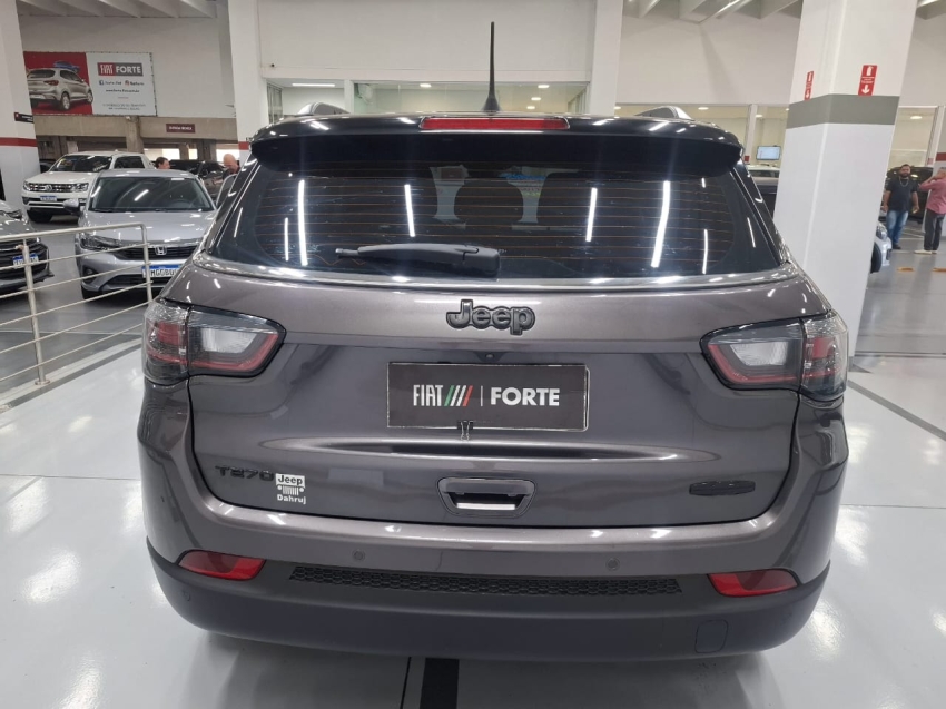 jeep compass 1.3 t270 turbo flex longitude at6 4p automatico 2023 jeep compass 1.3 t270 turbo flex longitude at6 4p automatico 2023