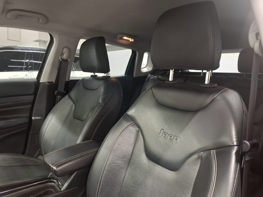 jeep compass 1.3 t270 turbo flex longitude at6 4p automatico 2023 jeep compass 1.3 t270 turbo flex longitude at6 4p automatico 2023