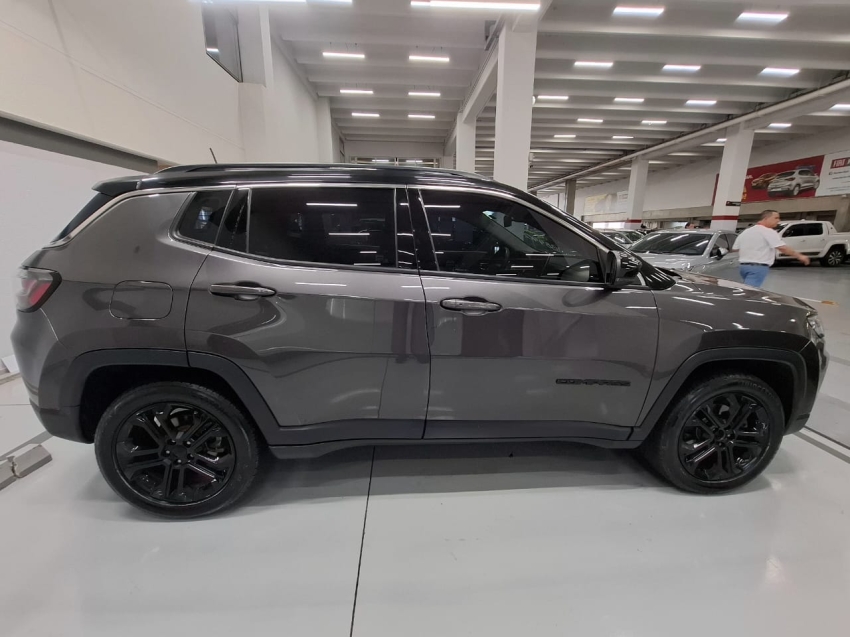 jeep compass 1.3 t270 turbo flex longitude at6 4p automatico 2023 jeep compass 1.3 t270 turbo flex longitude at6 4p automatico 2023