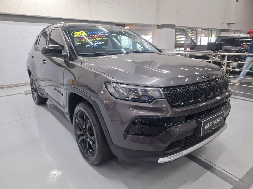 jeep compass 1.3 t270 turbo flex longitude at6 4p automatico 2023 jeep compass 1.3 t270 turbo flex longitude at6 4p automatico 2023