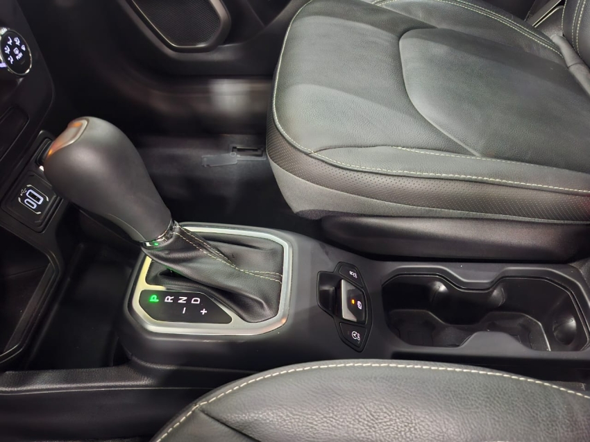 jeep renegade 1.3 t270 turbo flex sport at6 2023 jeep renegade 1.3 t270 turbo flex sport at6 2023