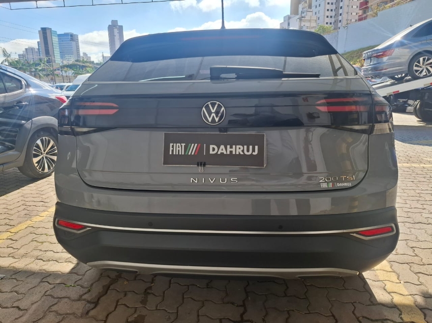 volkswagen nivus 1.0 200 tsi total flex highline automatico 4p 2022 volkswagen nivus 1.0 200 tsi total flex highline automatico 4p 2022