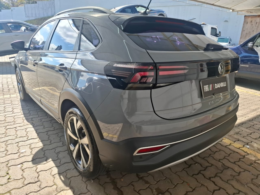 volkswagen nivus 1.0 200 tsi total flex highline automatico 4p 2022 volkswagen nivus 1.0 200 tsi total flex highline automatico 4p 2022