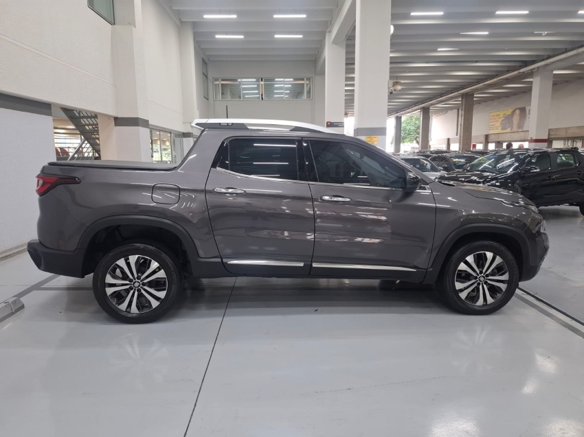 fiat toro 1.3 turbo 270 flex volcano at6 4p automatico 2022 fiat toro 1.3 turbo 270 flex volcano at6 4p automatico 2022
