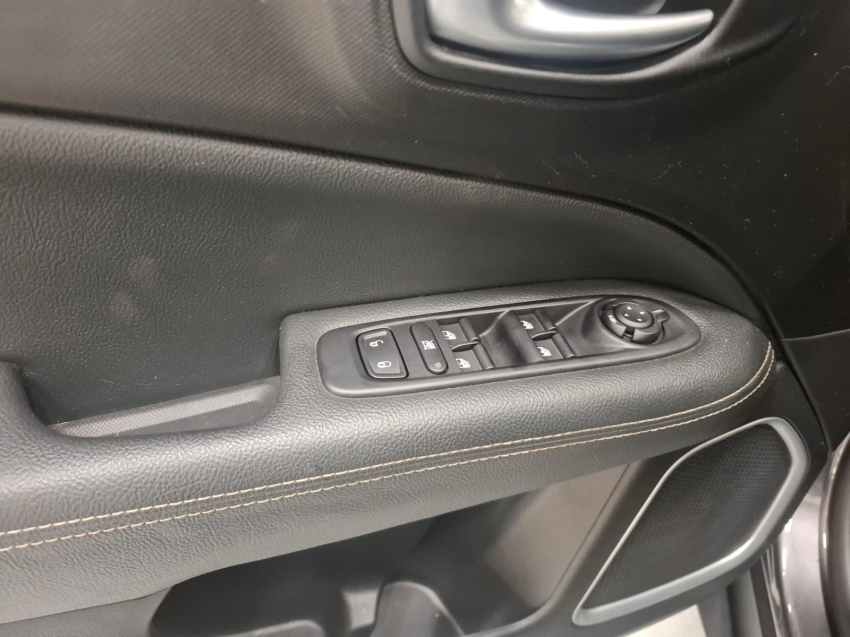 fiat toro 1.3 turbo 270 flex volcano at6 4p automatico 2022 fiat toro 1.3 turbo 270 flex volcano at6 4p automatico 2022