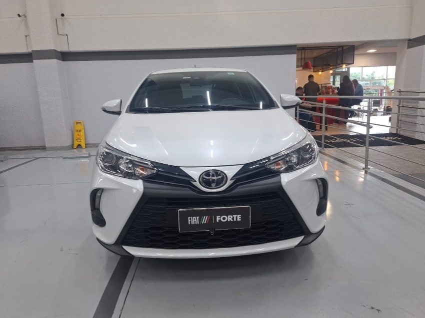 toyota yaris 1.5 16v flex sedan xl multidrive 2024 toyota yaris 1.5 16v flex sedan xl multidrive 2024