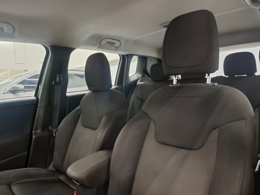 jeep renegade 1.8 16v flex longitude 4p automatico 2020 jeep renegade 1.8 16v flex longitude 4p automatico 2020