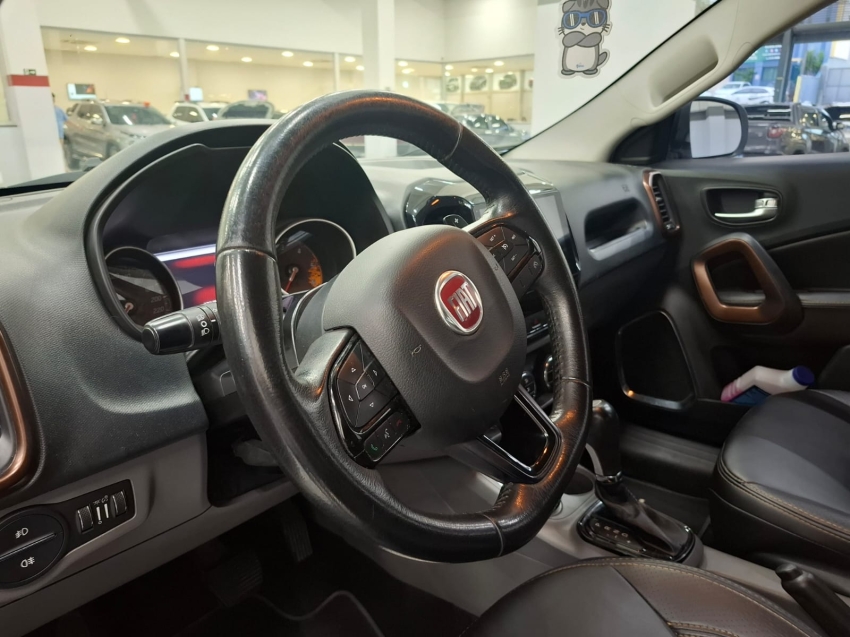 fiat toro 2.0 16v turbo diesel volcano 4wd at9 2017 fiat toro 2.0 16v turbo diesel volcano 4wd at9 2017