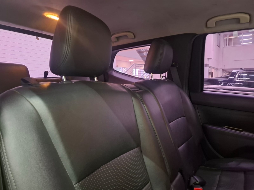 nissan grand livina 1.8 s 16v flex 4p manual 2013 nissan grand livina 1.8 s 16v flex 4p manual 2013
