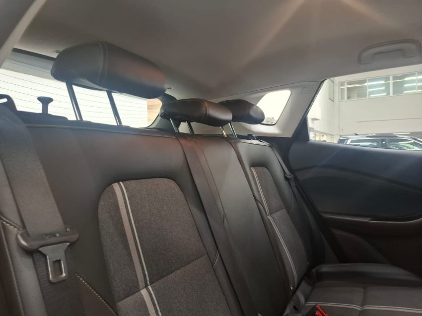 chevrolet tracker 1.0 turbo flex ltz automatico. chevrolet tracker 1.0 turbo flex ltz automatico.