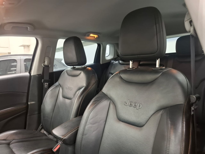 jeep compass 2.0 16v flex longitude automatico. jeep compass 2.0 16v flex longitude automatico.