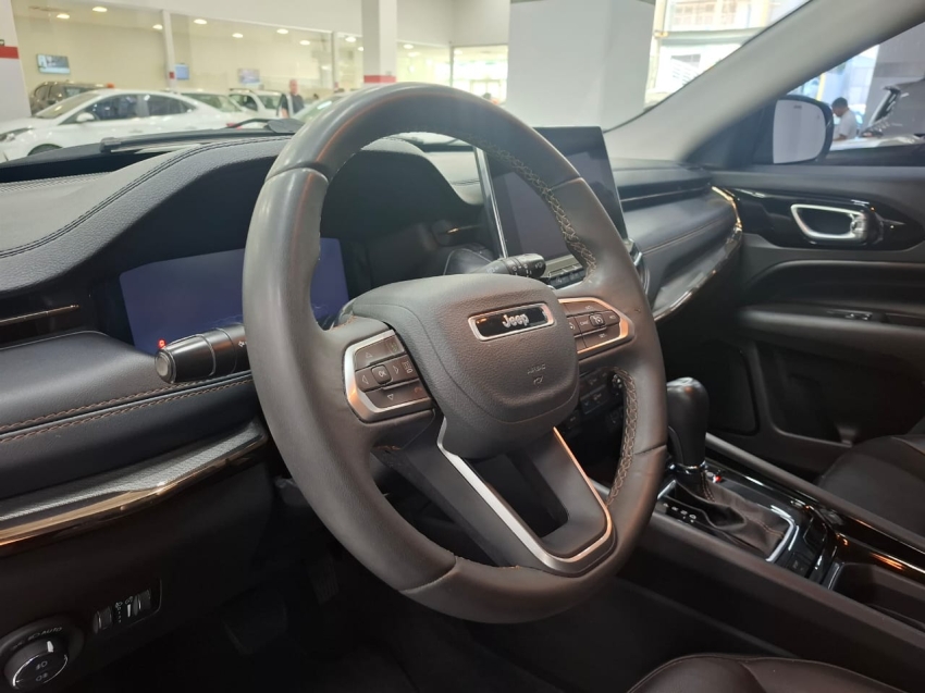 jeep compass 1.3 t270 turbo flex limited at6 4p automatico 2022 jeep compass 1.3 t270 turbo flex limited at6 4p automatico 2022