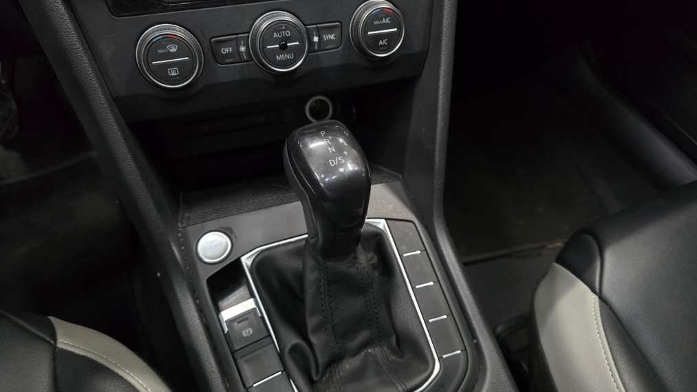 volkswagen taos 1.4 250 tsi total flex comfortline automatico 4p 20227