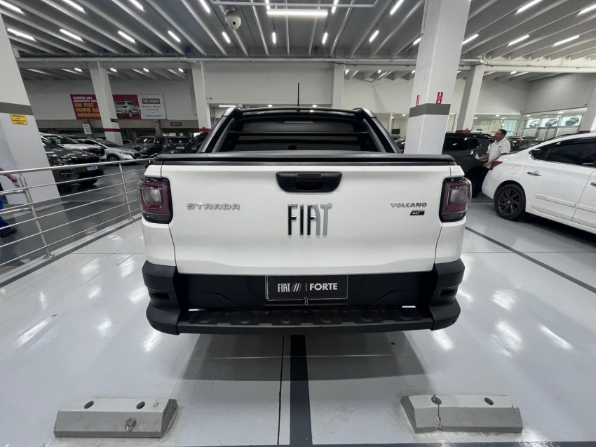 fiat strada 1.3 firefly flex volcano cd cvt 4p automatico 202314