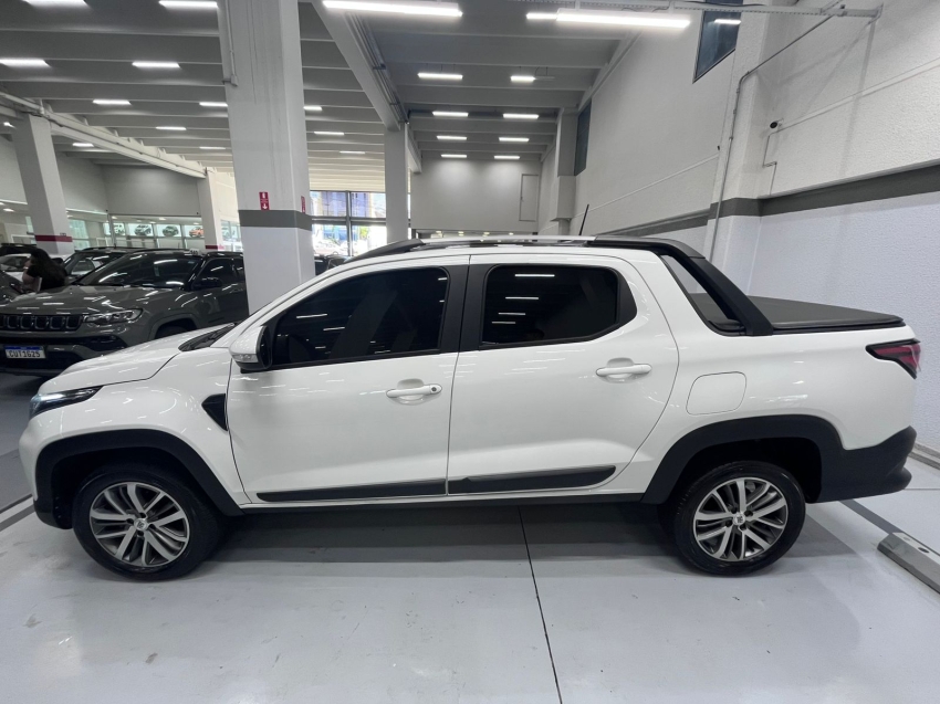 fiat strada 1.3 firefly flex volcano cd cvt 4p automatico 20235