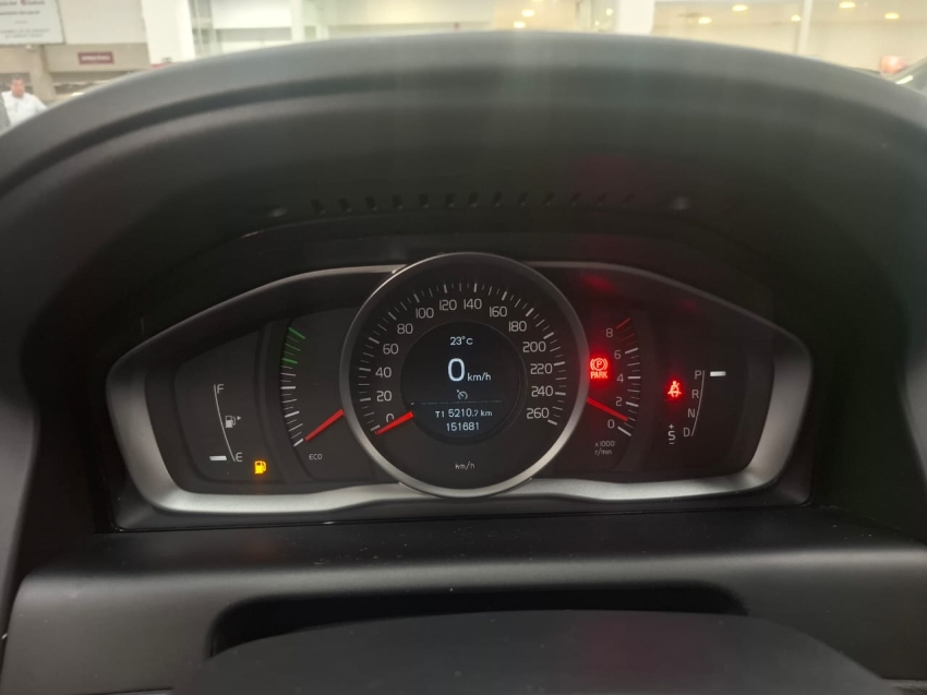 volvo xc60 2.0 t5 comfort fwd turbo gasolina 4p automatico 2015 volvo xc60 2.0 t5 comfort fwd turbo gasolina 4p automatico 2015